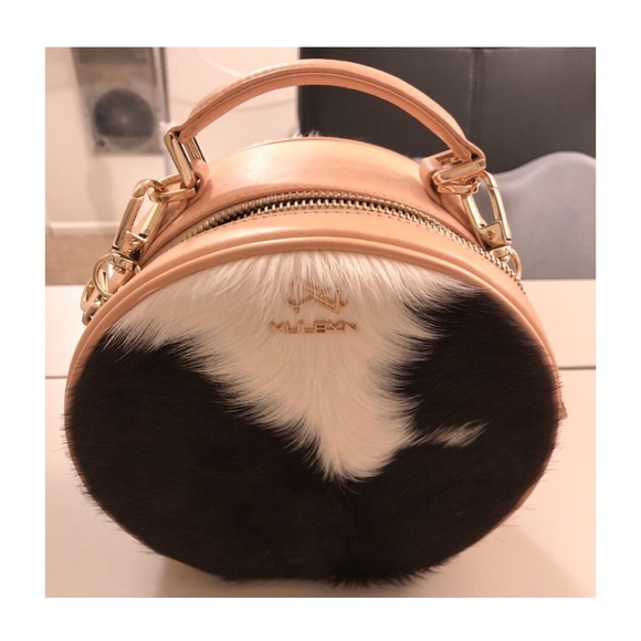 Beige fury handbag - Picture 2 of 2